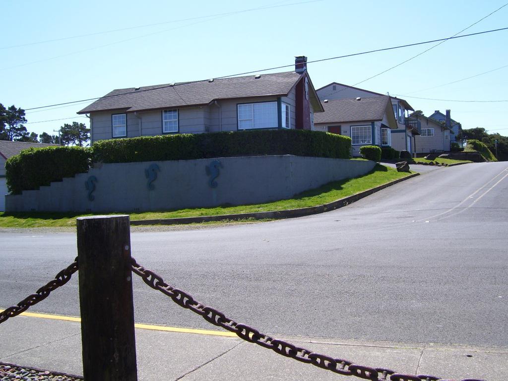 Sea Horse Ocean Front Lodging Lincoln City Exterior foto